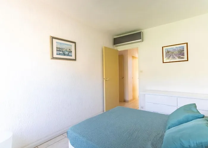 Les Ilaires By Interhome