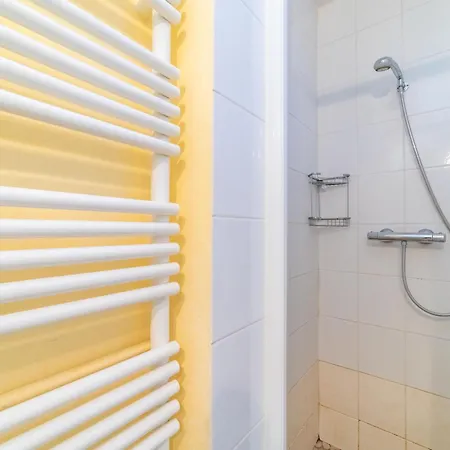 Les Ilaires By Interhome Le Lavandou
