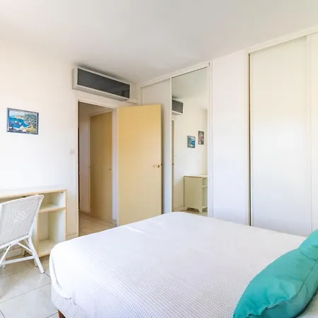 Les Ilaires By Interhome