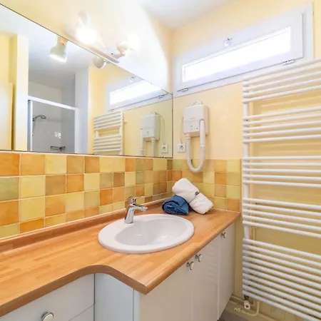 Les Ilaires By Interhome Appartement *