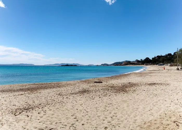 Daire Les Ilaires By Interhome *